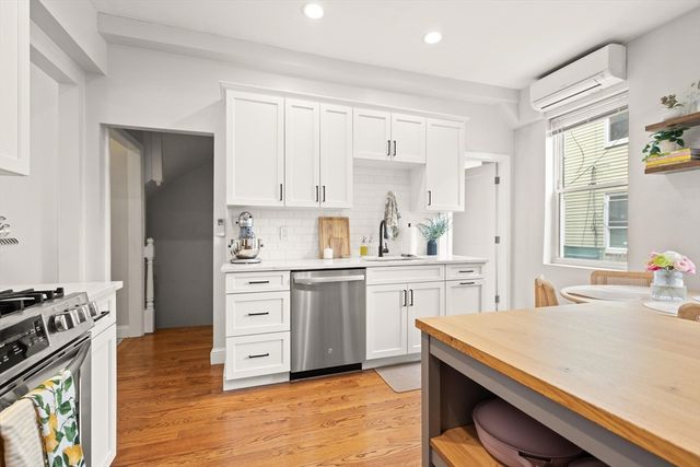 145 N St 1, Boston, MA 02127