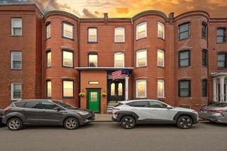 145 N St 1, Boston, MA 02127