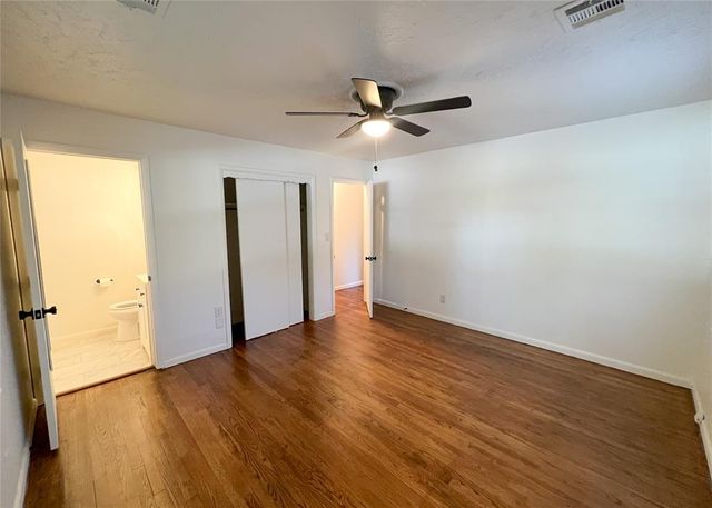 10416 Ridgeview Drive, Oklahoma City, OK 73120