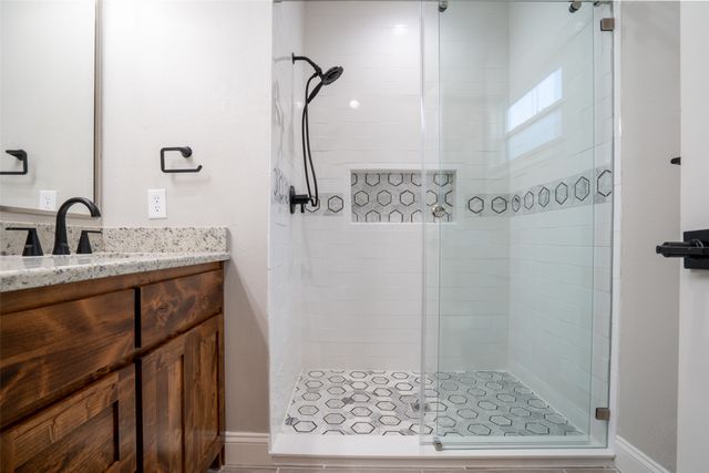 350 E Travis Street, Dublin, TX 76446