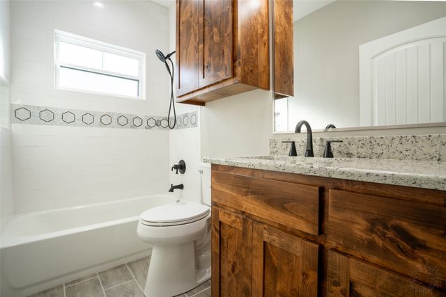 350 E Travis Street, Dublin, TX 76446