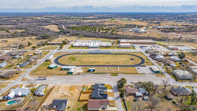 350 E Travis Street, Dublin, TX 76446