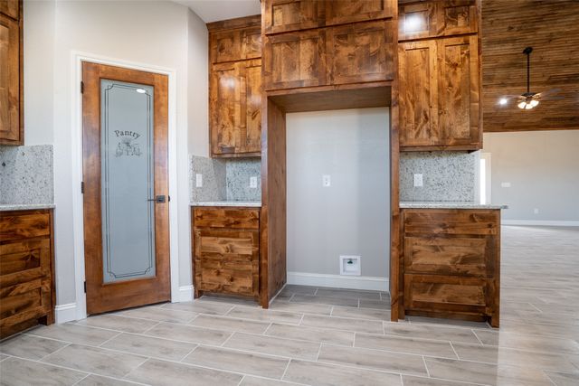 350 E Travis Street, Dublin, TX 76446