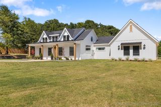226 Sunshine Lane, Durant, OK 74701