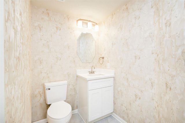 14411 Chartley Falls Drive, Houston, TX 77044