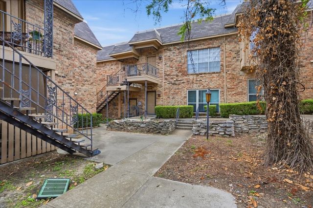 4345 Bellaire Drive S 235S, Fort Worth, TX 76109