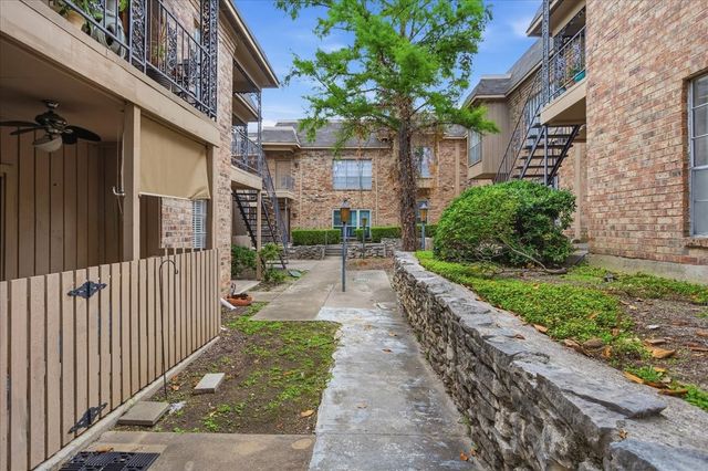 4345 Bellaire Drive S 235S, Fort Worth, TX 76109