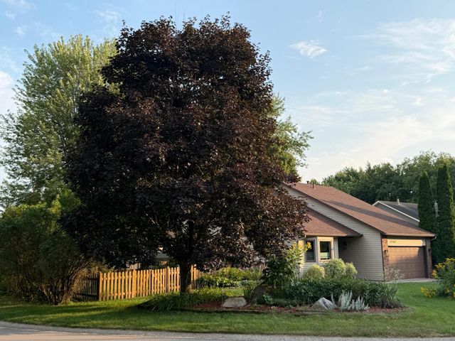 17767 S Shore Lane W, Eden Prairie, MN 55346
