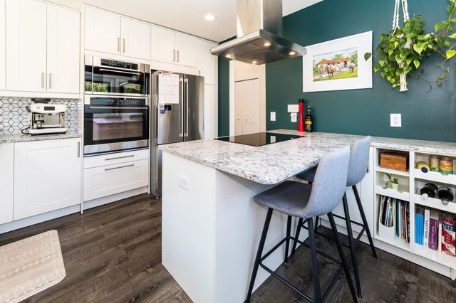17767 S Shore Lane W, Eden Prairie, MN 55346