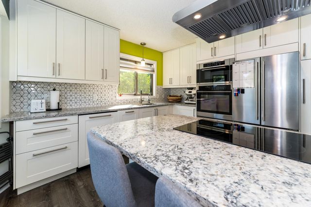 17767 S Shore Lane W, Eden Prairie, MN 55346