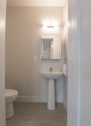 24 Rush St I, Somerville, MA 02145