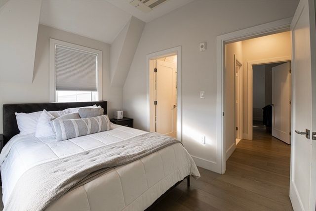 24 Rush St I, Somerville, MA 02145