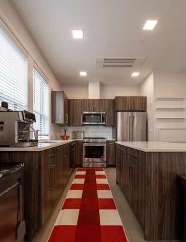 24 Rush St I, Somerville, MA 02145