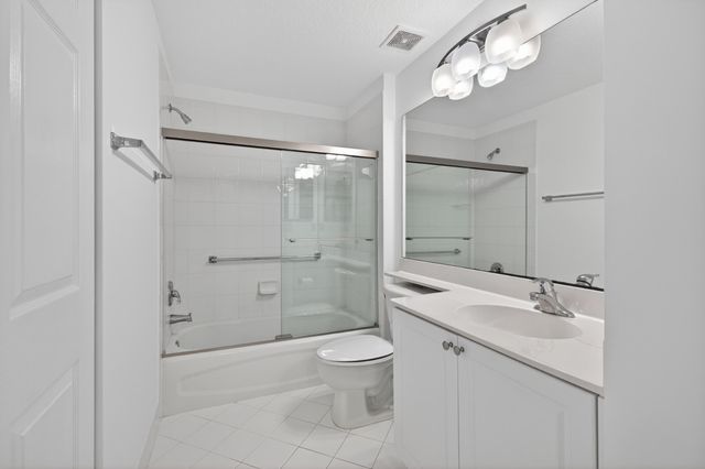 7775 Yardley Drive 314, Tamarac, FL 33321