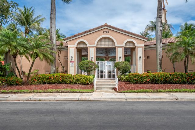 7775 Yardley Drive 314, Tamarac, FL 33321