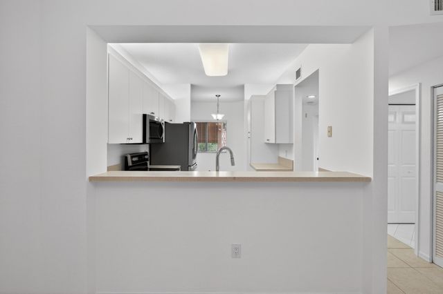 7775 Yardley Drive 314, Tamarac, FL 33321