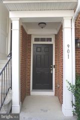 901 PINE FOREST LN #2001, Upper Marlboro, MD 20774
