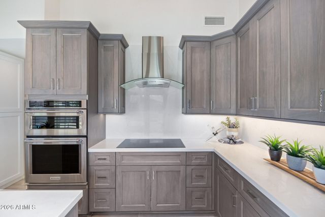 11105 E SAHUARO Drive, Scottsdale, AZ 85259