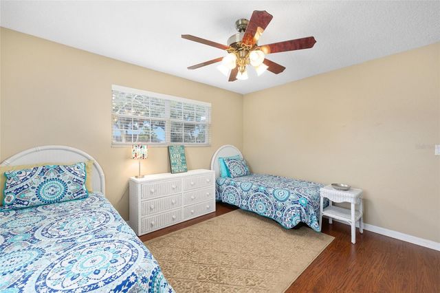 925 BEVERLY HARBORS DRIVE, Leesburg, FL 34748