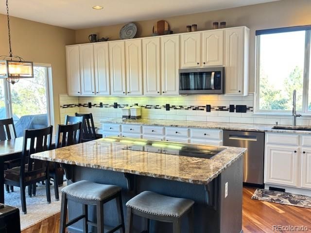 10233 Greatwood Court, Highlands Ranch, CO 80126