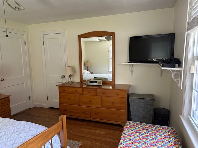24 Speight Arden, East Longmeadow, MA 01028