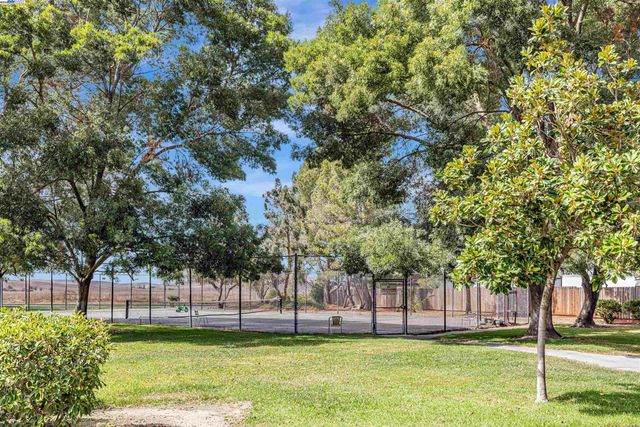 2013 Galloway Cmn, Livermore, CA 94551