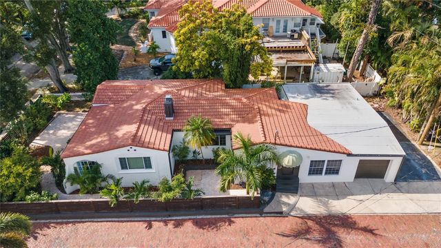 717 19TH AVENUE N, St Petersburg, FL 33704