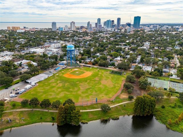 717 19TH AVENUE N, St Petersburg, FL 33704