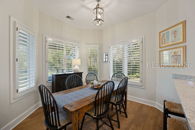 80 Peninsula Dr, Hilton Head Island, SC 29926