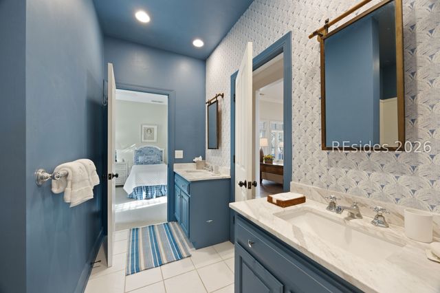 80 Peninsula Dr, Hilton Head Island, SC 29926