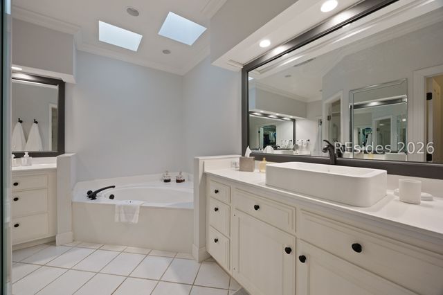 80 Peninsula Dr, Hilton Head Island, SC 29926