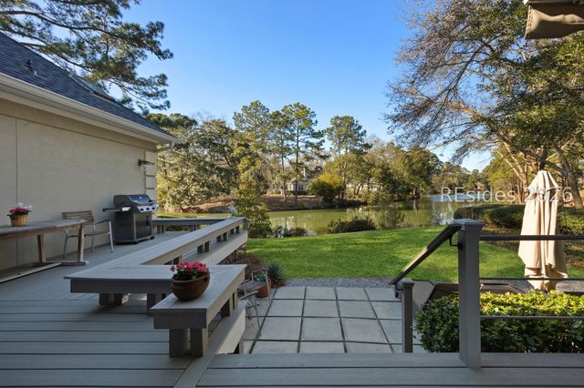 80 Peninsula Dr, Hilton Head Island, SC 29926