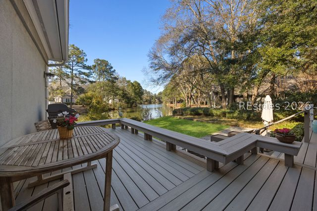80 Peninsula Dr, Hilton Head Island, SC 29926