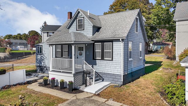 2 Ingalls St, Woburn, MA 01801