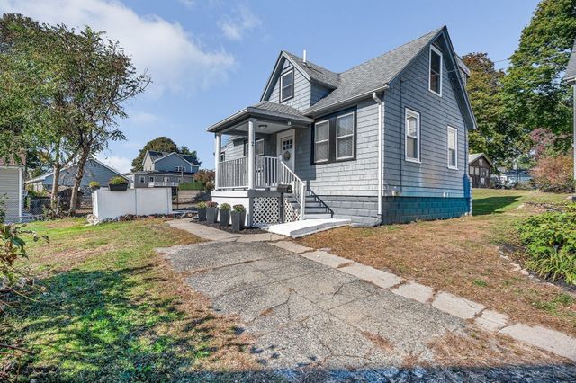 2 Ingalls St, Woburn, MA 01801