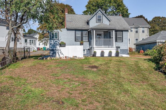 2 Ingalls St, Woburn, MA 01801
