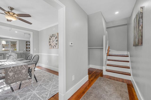 2 Ingalls St, Woburn, MA 01801