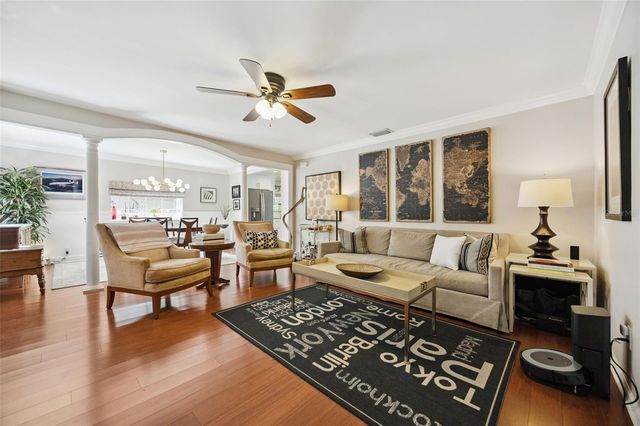 2100 MAE STREET, Orlando, FL 32806