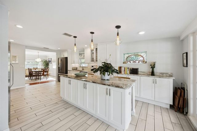 2100 MAE STREET, Orlando, FL 32806