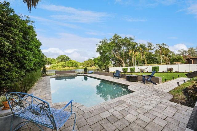 2100 MAE STREET, Orlando, FL 32806