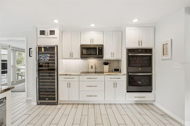 2100 MAE STREET, Orlando, FL 32806