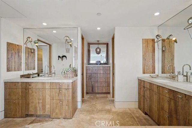 1920 Ocean Way, Laguna Beach, CA 92651