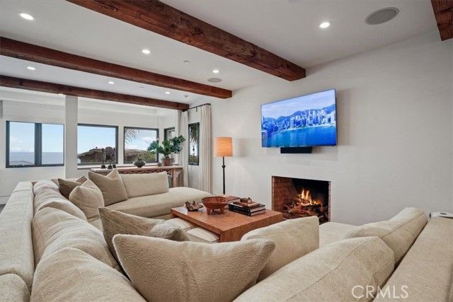 1920 Ocean Way, Laguna Beach, CA 92651