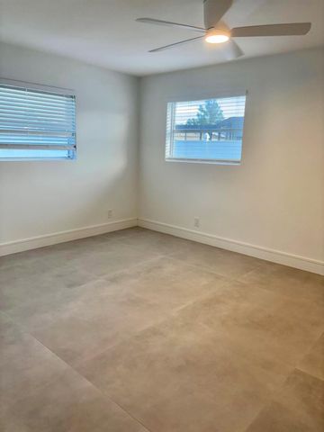 790 Sarazen Drive, West Palm Beach, FL 33413