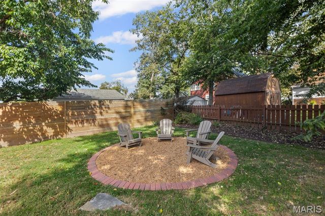 214 Roosevelt Street, Lebanon, IL 62254