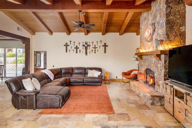11782 Betsworth Road, Valley Center, CA 92082