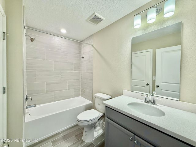 1193 BEACH DUNE Drive, Jacksonville, FL 32233