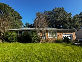 121 Belknap Road, Goose Creek, SC 29445