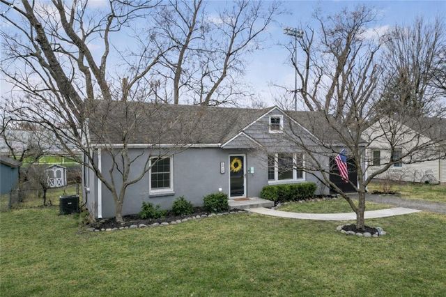 5048 CANTERBURY Street, Roeland Park, KS 66205