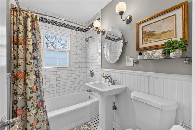 5048 CANTERBURY Street, Roeland Park, KS 66205